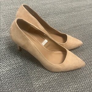 Elegant Beige Nude Pointed Heels